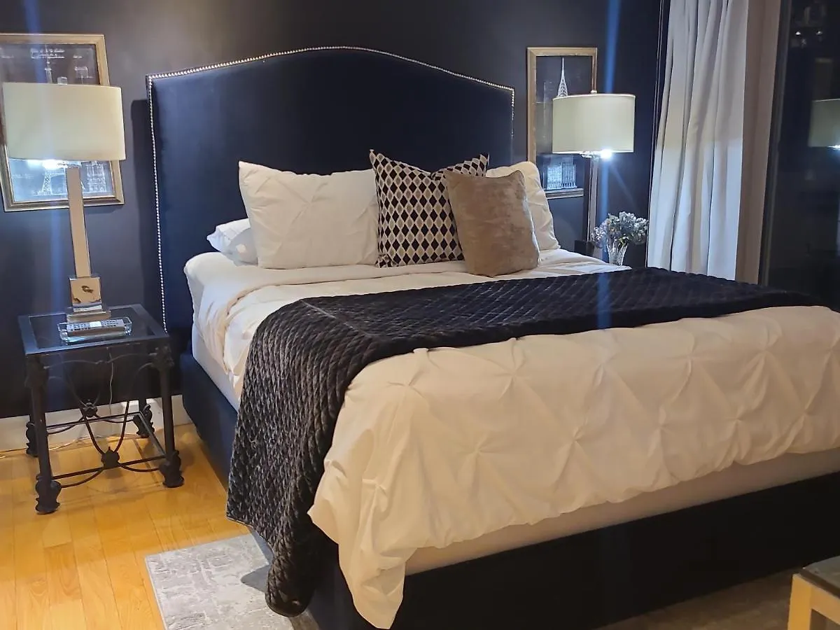Suite Smart Vancouver Bed & Breakfast